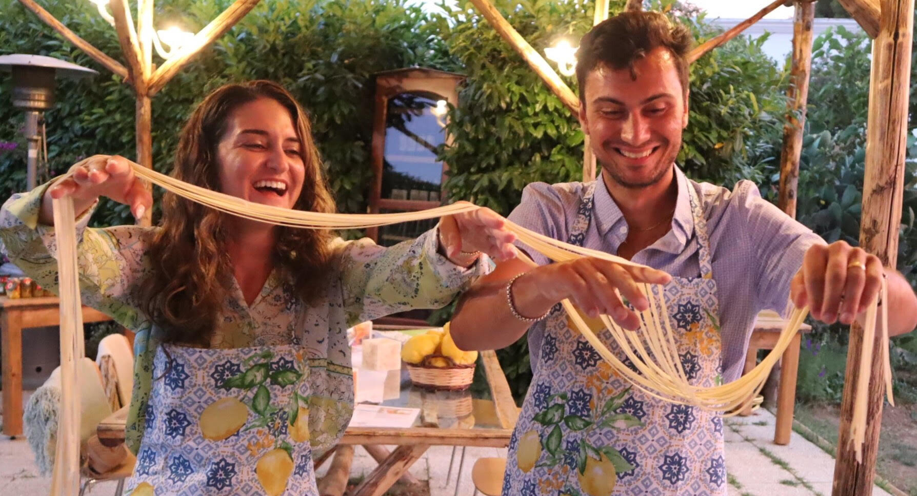 couple in pasta making class in italy